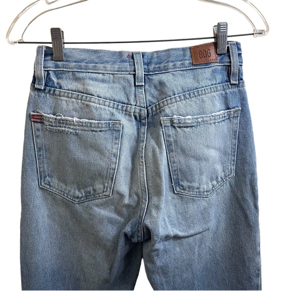 BDG Mid-rise Bootcut Jean-Distressed Light Wash Size 26 - Picture 8 of 10